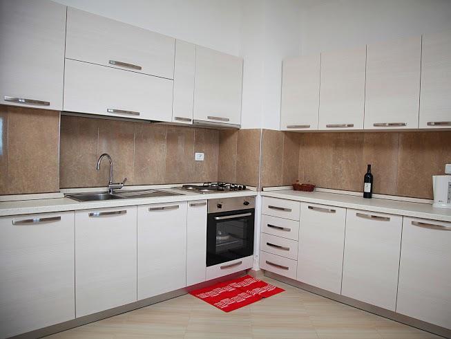 Martin Apartment Vlorë Buitenkant foto