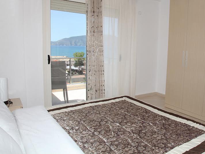 Martin Apartment Vlorë Buitenkant foto